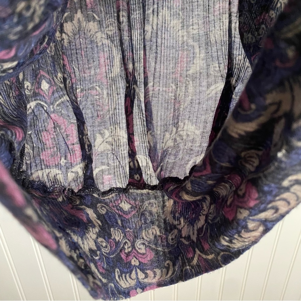 Free People lightweight top SIZE XS - Picture 10 of 16